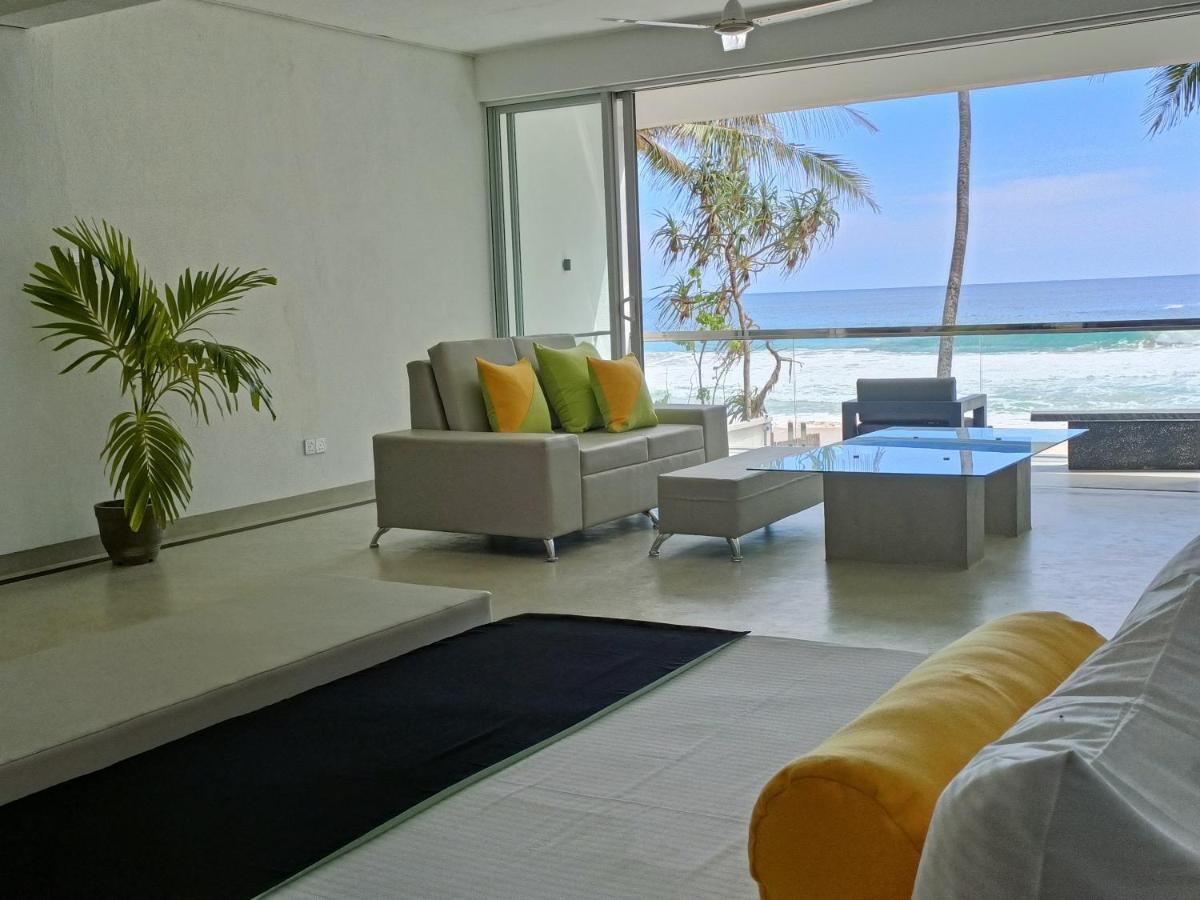 Josan Villa With A Glorious Beach And Sea View Habaraduwa Exterior photo