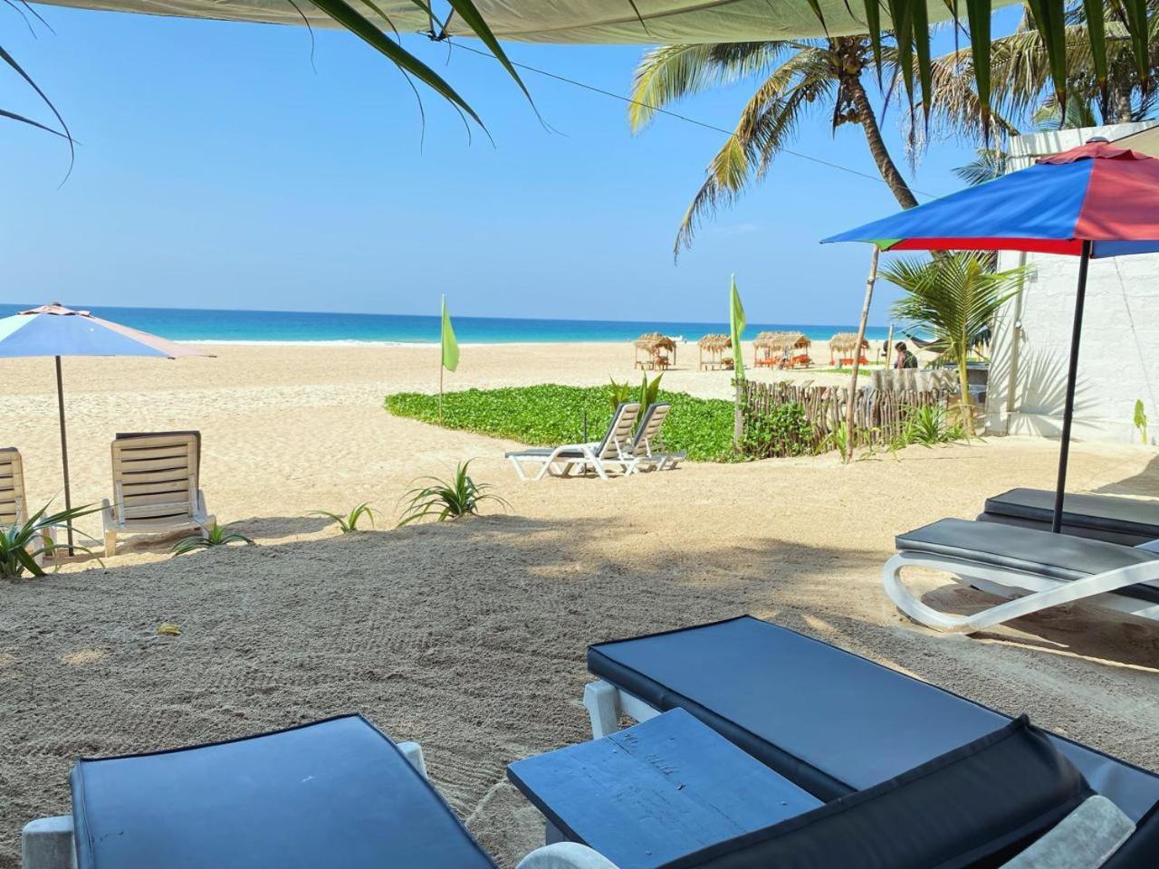 Josan Villa With A Glorious Beach And Sea View Habaraduwa Exterior photo